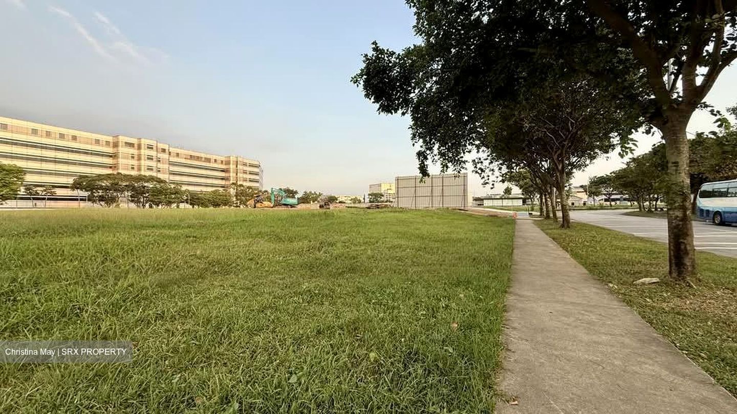 Tukang Innovation Drive (D22), Factory #544522061